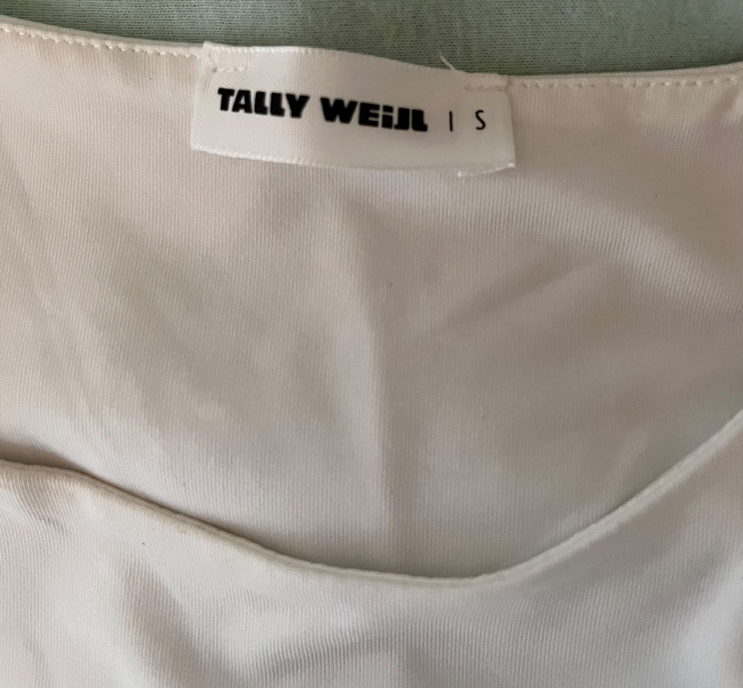 Tally Weijl Top: Top weiss – Usato da Möhlin venduto da eny_lsk7 2
