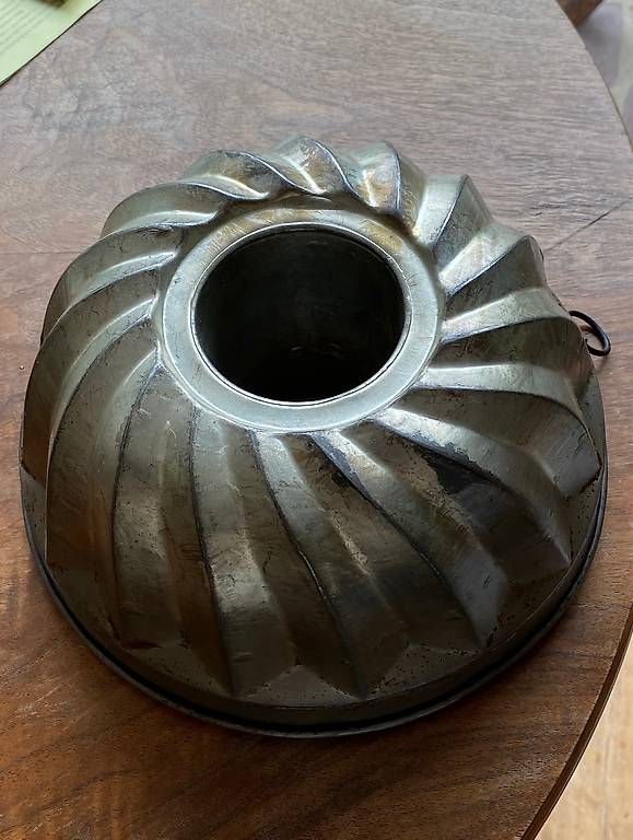 Moules à gâteaux: Antike Gugelhopfform – D'occasion à Plons par sus_ltg8 1