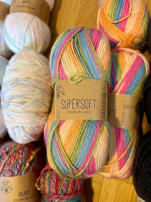 Laine: Garnpaket – D'occasion à Oberwil BL par Yara015 2