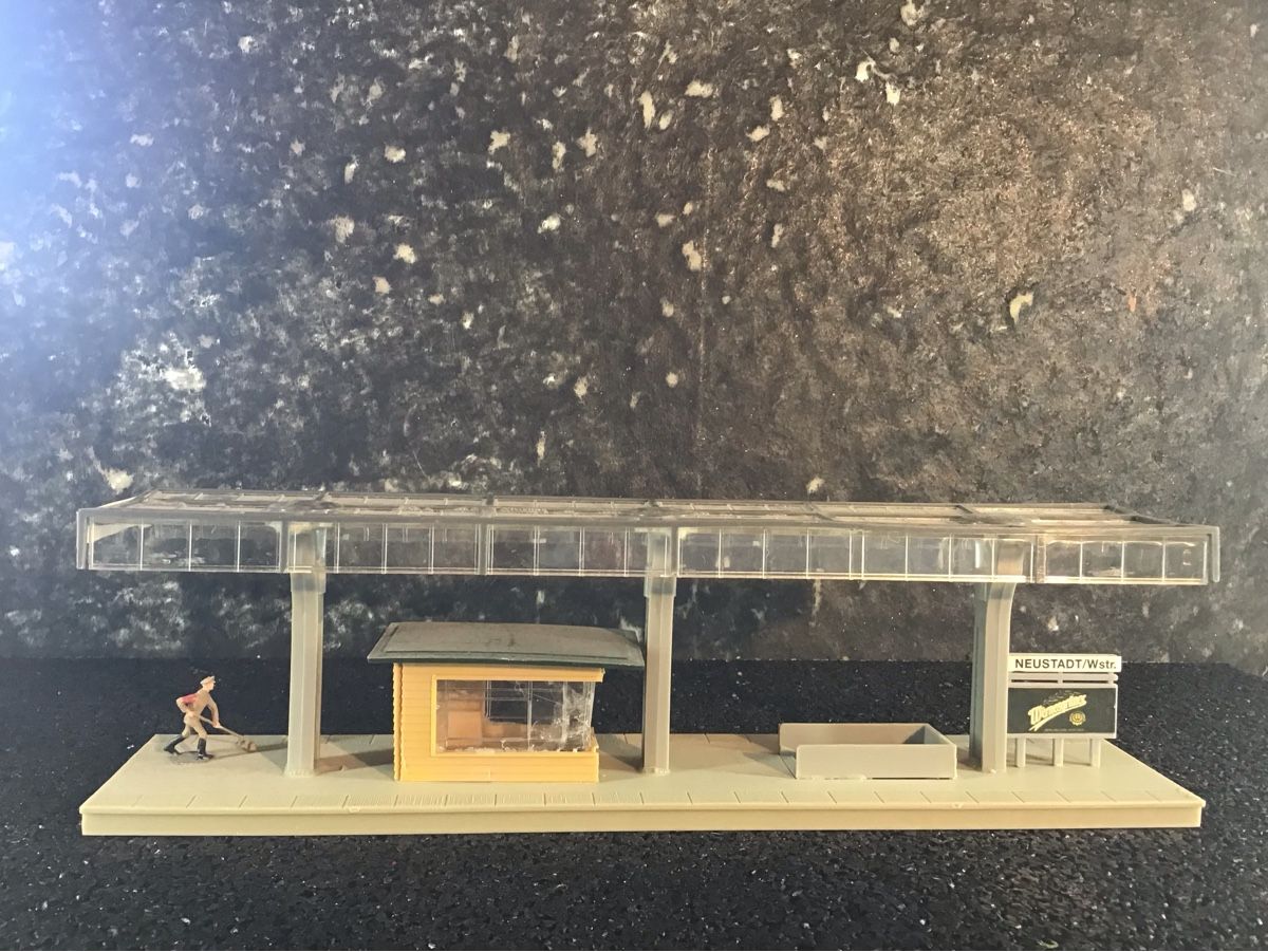 Kit di modellismo & Modellini statici: MODELL PERON H0 – Usato da Männedorf venduto da Spezial-Modelle