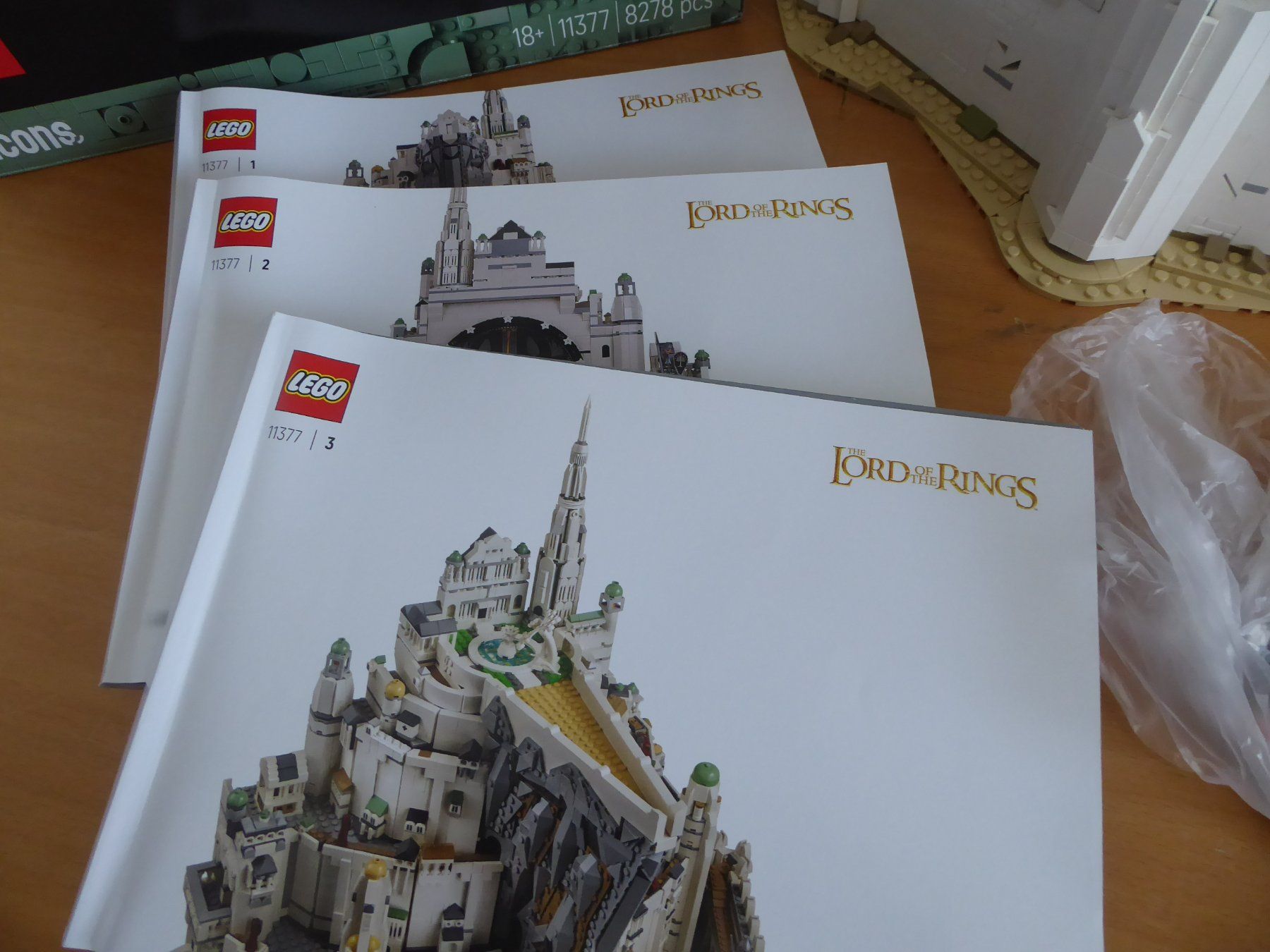 Lego Kit di costruzioni: LEGO 11377 Der Herr der Ringe: Minas Tirith – Nuovo (secondo la descrizione) da Rothrist venduto da wiggertal-auktionen 2