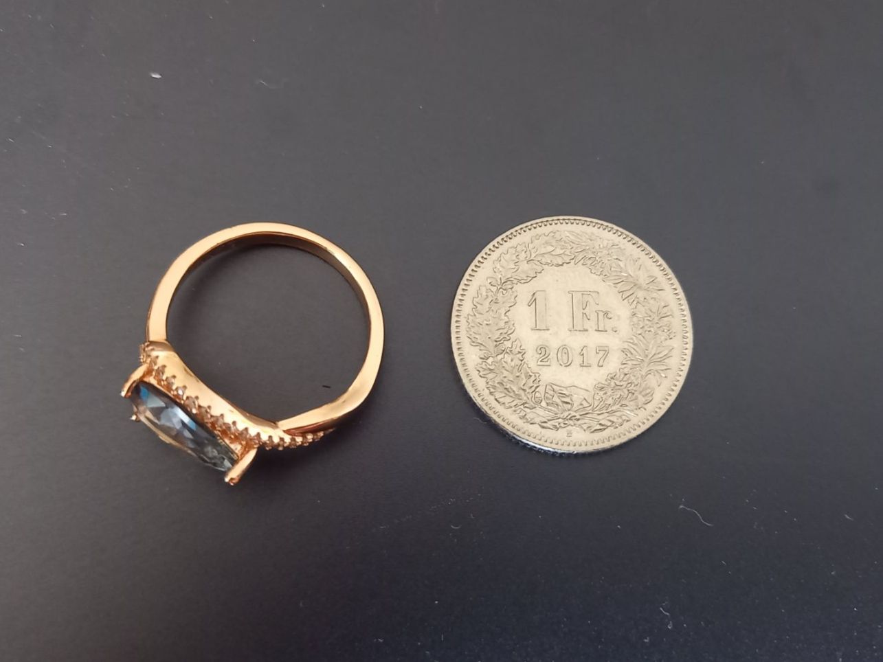 Ringe: Vergoldet Ring, Grosse 8 (57) – Gebraucht aus St-Prex von big_c6bb 2