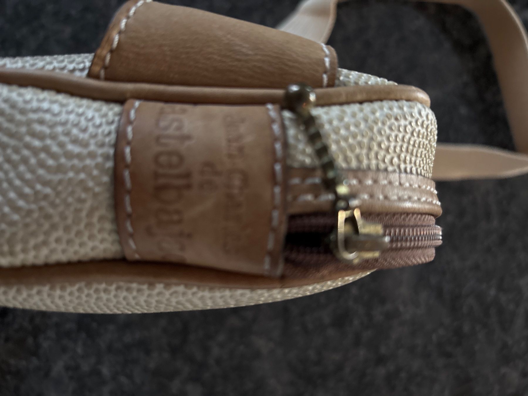 Taschen für Damen: Petit sac de taille Castelbajac occasion – Gebraucht aus Murten von Louis1954 1