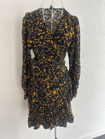 Robe portefeuille Maje imprimé t 1 comme neuf