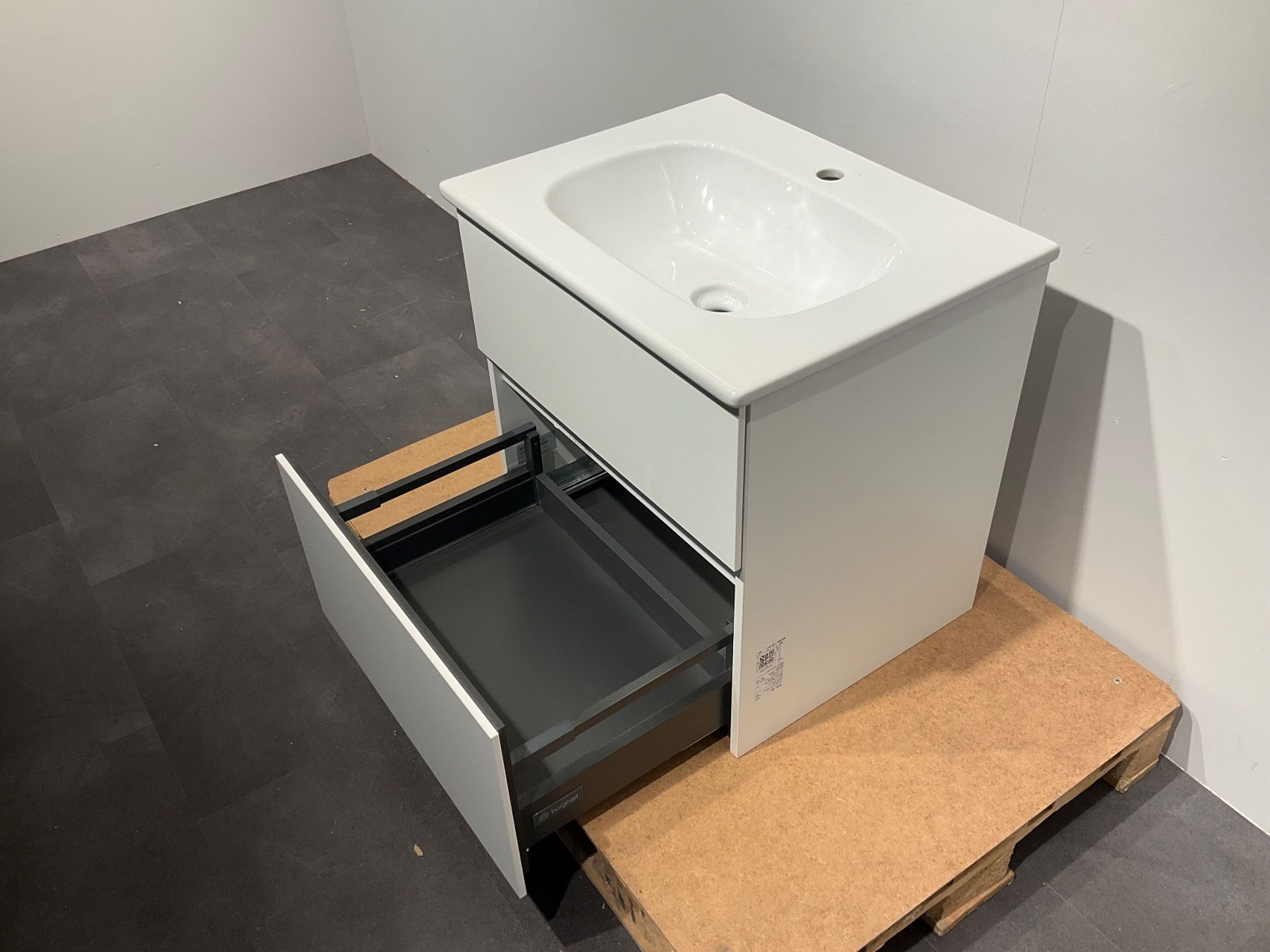 Badezimmermöbel: 083 Burgbad Badmöbel, weiss, 63cm – Neu (gemäss Beschreibung) aus Derendingen von Meisterstuecke 3