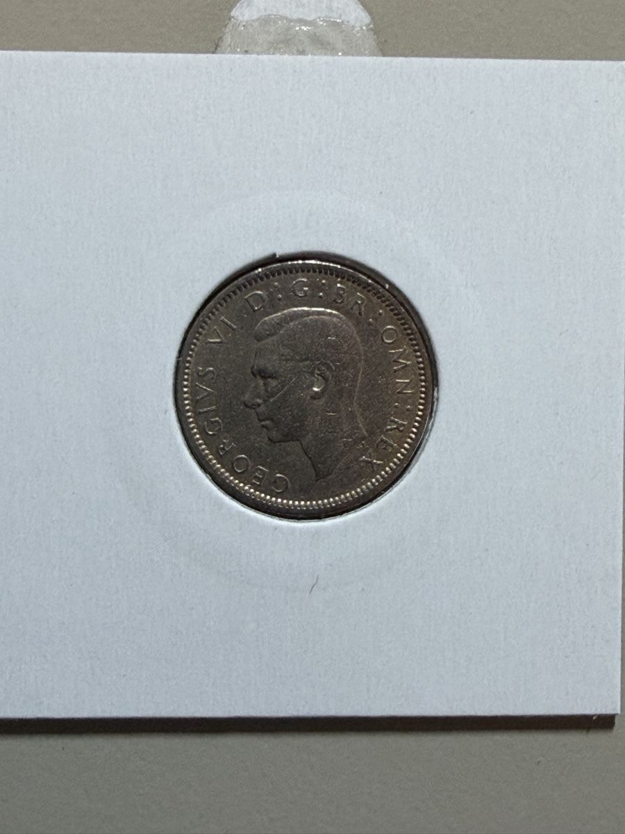 Alle Münzen: GB - 6 pence - 1949 – Gebraucht aus Payerne von Mike1682 1