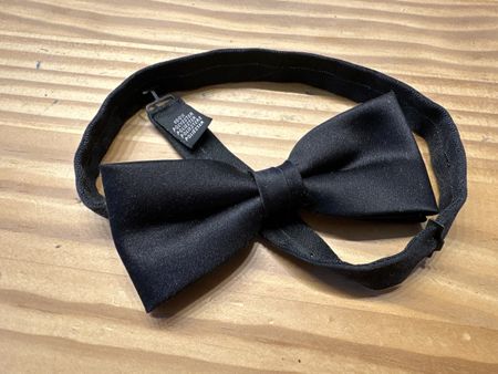 Schwarze Fliege / Querbinder – Verstellbar – Klassisch & Ele