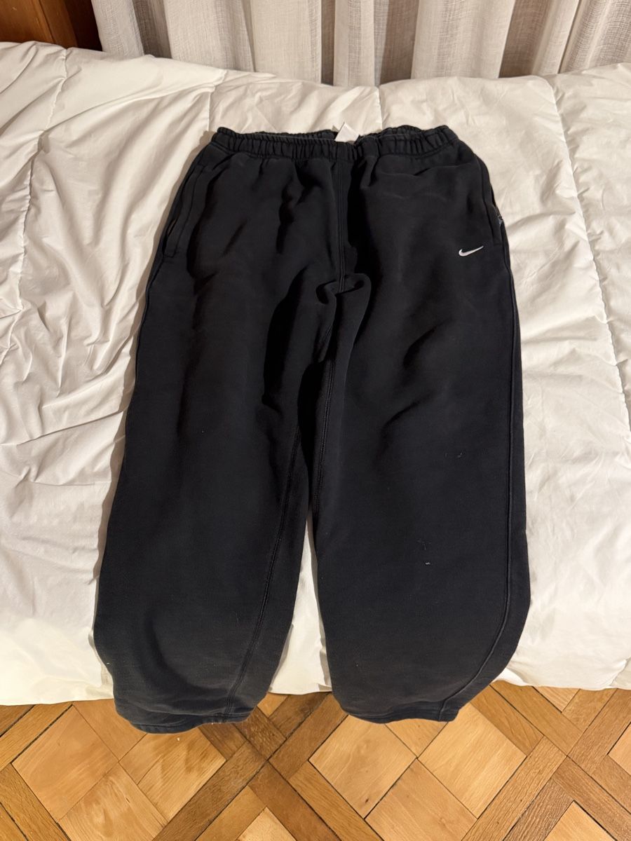 Nike Hosen: Nike Trainingshose/Jogginghose, schwarz, Grösse L – Gebraucht aus Zürich von Thizzthewiz1 1