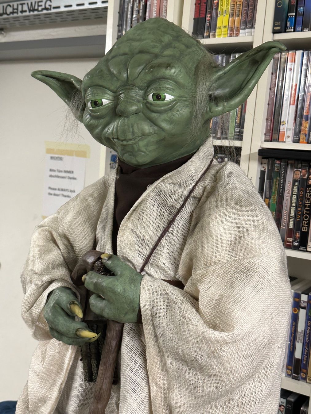 Statuette: 1:1 Yoda Statue Star Wars custom Not Sideshow lifesize – Usato da Schlieren venduto da Moviepropde 5