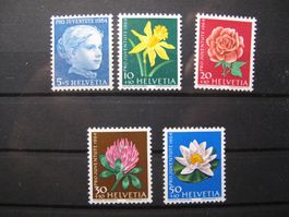PJ 1964 Mädchen, Wiesen- und Gartenblumen **