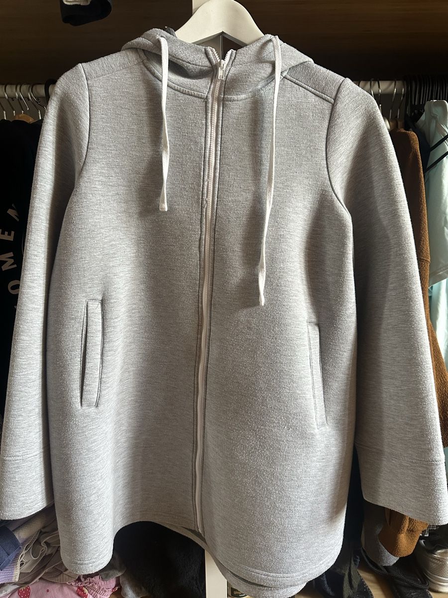 Zara Giacche: Jacke Sportlich Zara Gr. S oversized grau – Usato da Münsingen venduto da Secondhand89