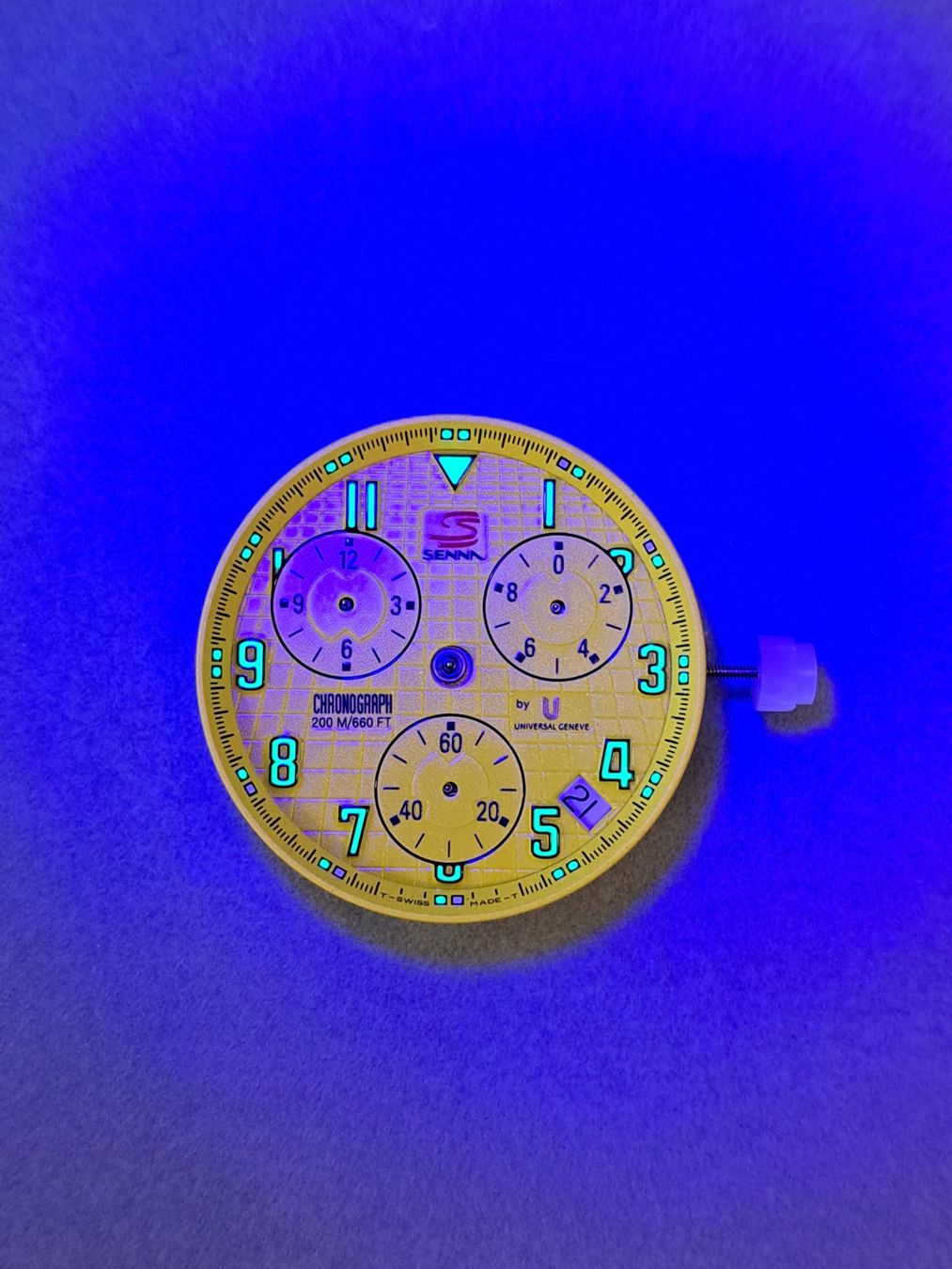 Universal Genève Orologi: Cadran + Mouvement Universal Geneve Senna Chronograph – Difettoso da Le Locle venduto da Lapidary.Duc 1