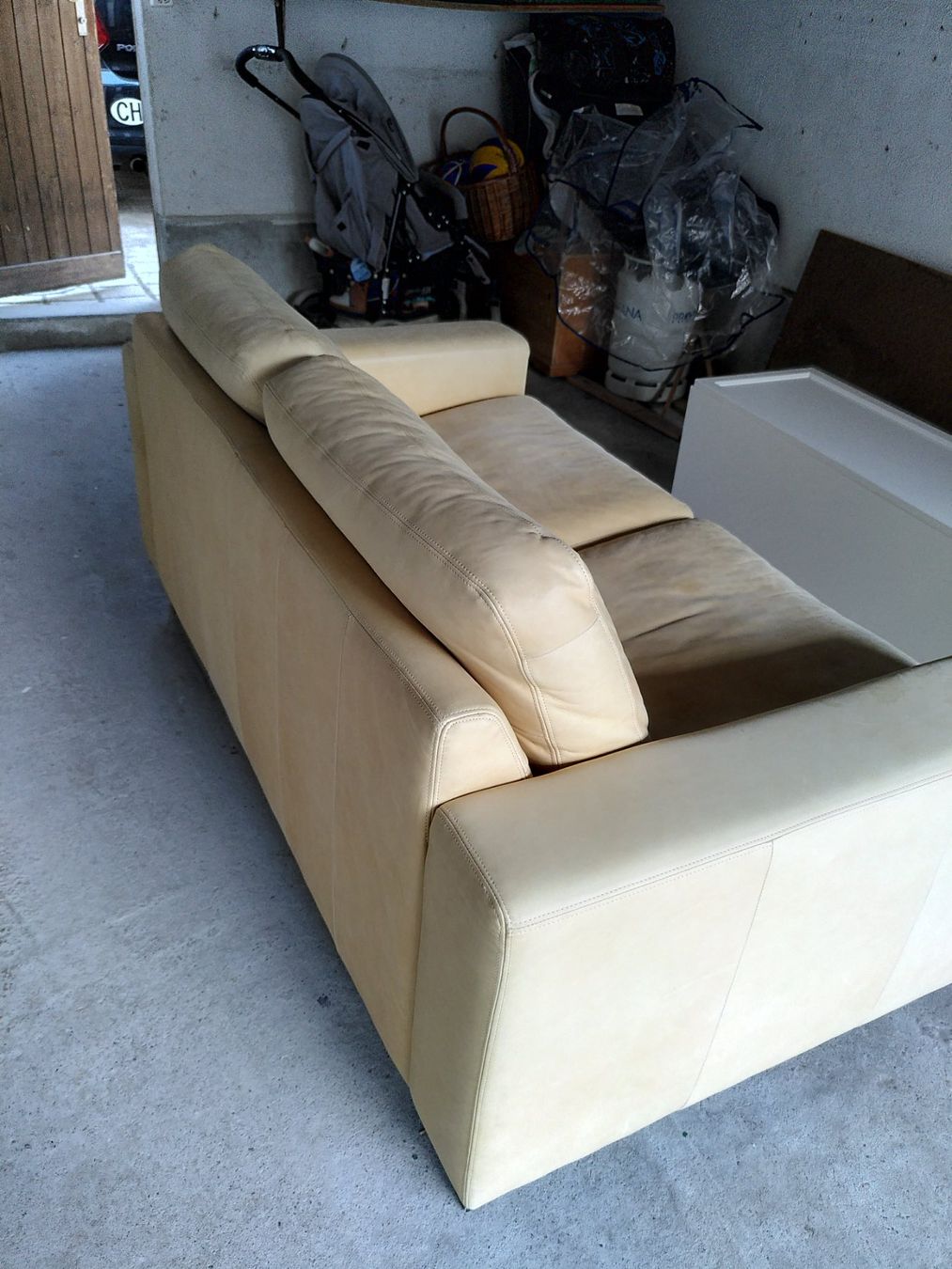Sofas: Sofa aus Leder – Gebraucht aus Tann von Dieterbaumann 2
