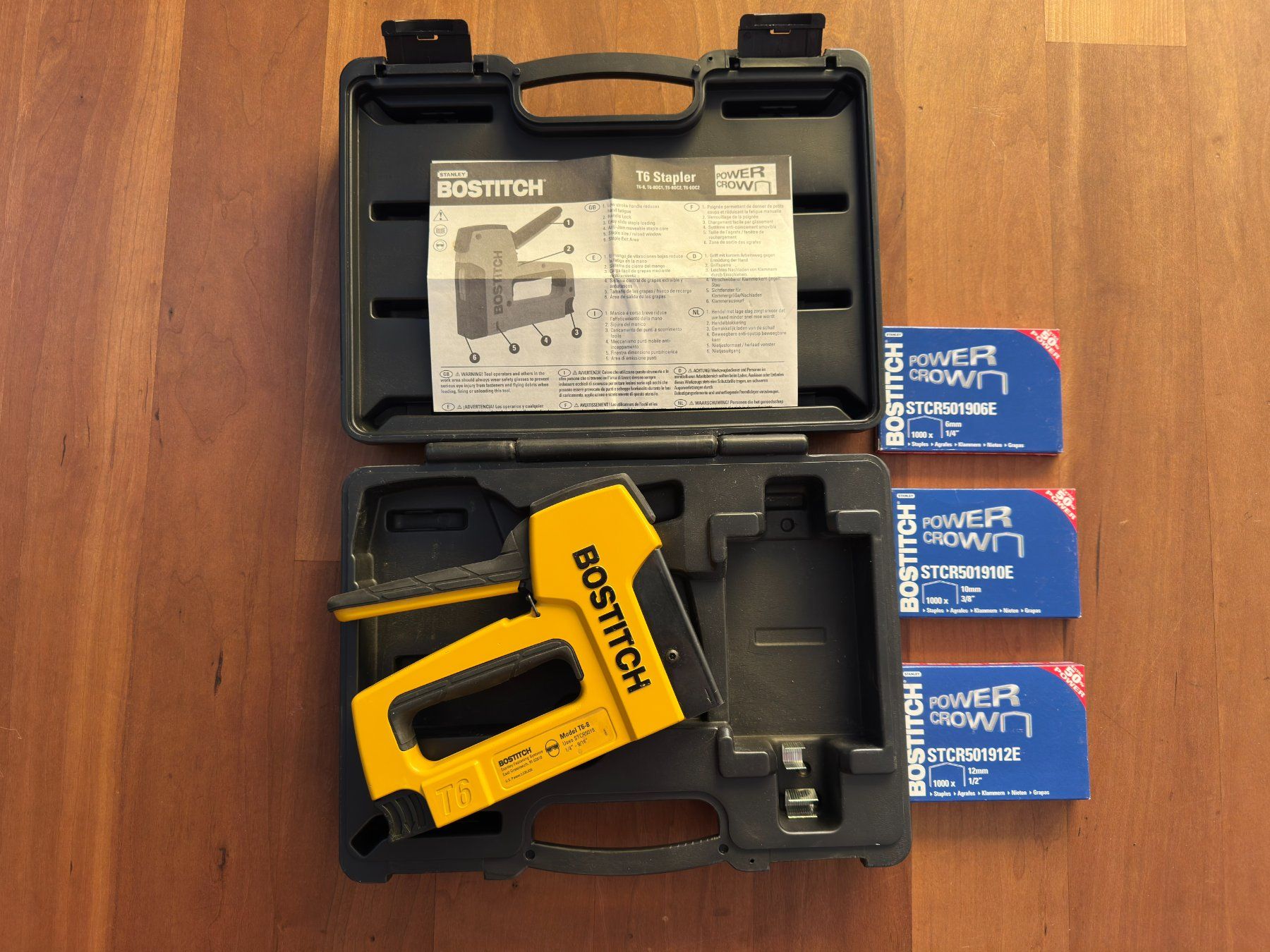 Stanley Tutti gli attrezzi: Stanley Bostitch PC8000 Power Tacker – Usato da Biel/Bienne venduto da Reisetara 1