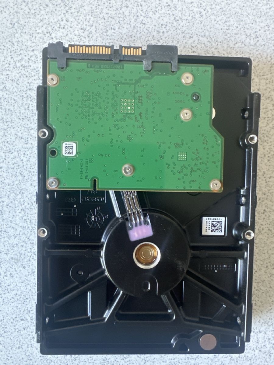 Seagate Dischi rigidi: Seagate Barracuda 2TB 3.5" SATA III HDD – Usato da Amriswil venduto da Rederic7 1