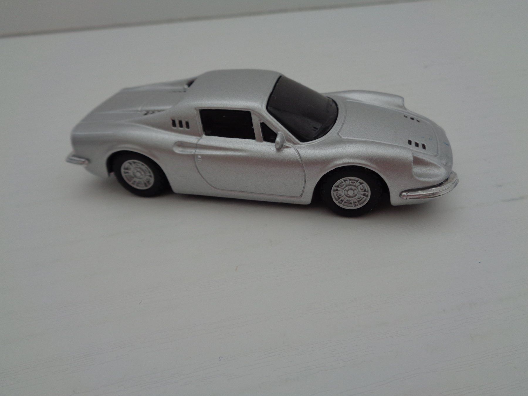 Bburago Voitures modèles: 4 Modellauto Bburago 1/43 – D'occasion à Chur par omonia 7