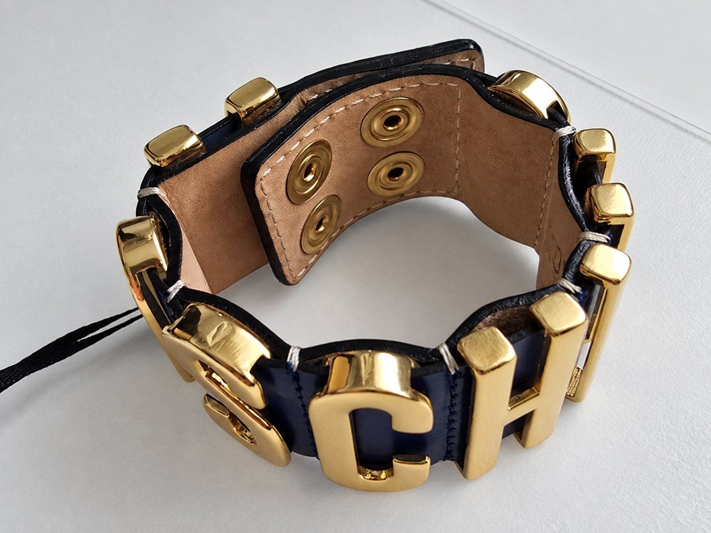 Moschino Bracciali & Braccialetti: Bracelet manchette MOSCHINO – Nuovo e nell'imballaggio originale da Mont-sur-Rolle venduto da Senna85 2