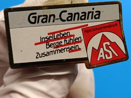 Brosche Alpinschule Innsbruck - Box 47