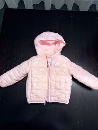 Nike Steppjacke mit Kapuze rosa Grösse 74-80 gebraucht