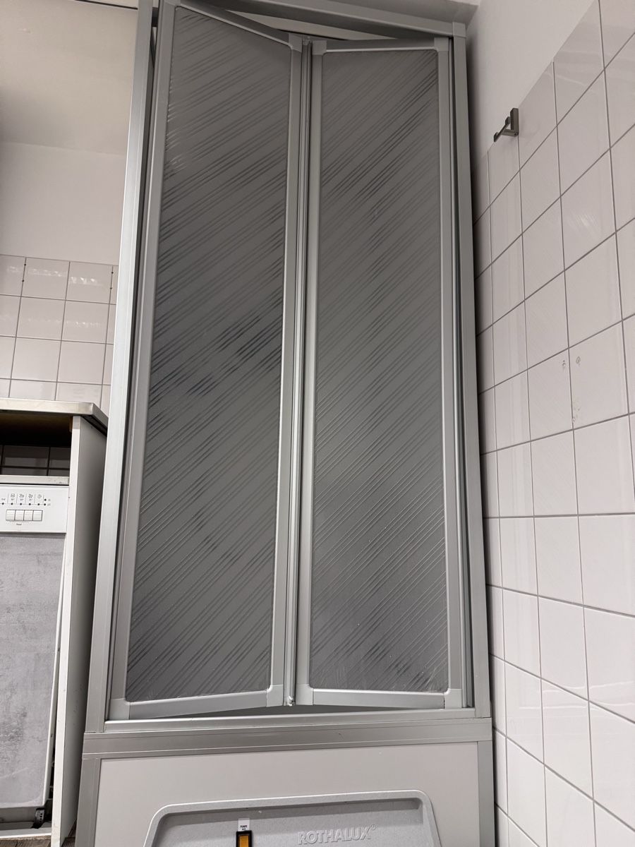 Duschen: Duschkabine Rothalux mit Pumpe gebraucht – Neu (gemäss Beschreibung) aus Horn von buc_5pjj 1