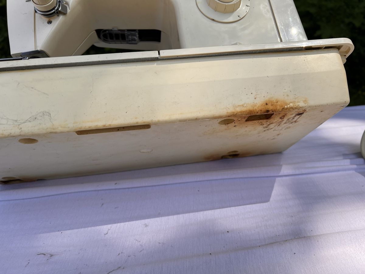 Singer Macchine da cucire: Singer Nähmaschine (20) – Usato da Glattfelden venduto da maa_qcj8 8