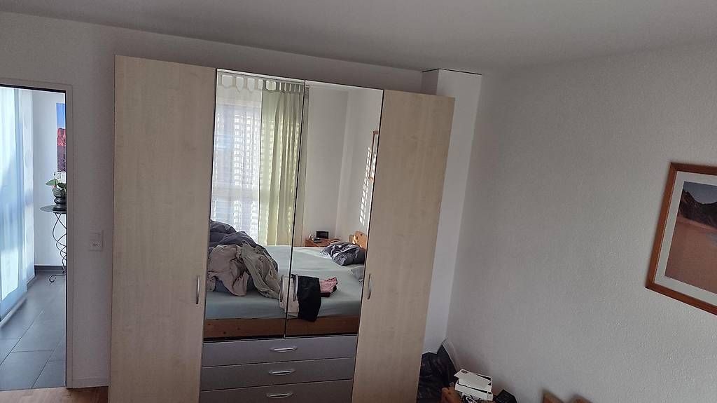 Armadi: Kleiderschrank – Usato da Kloten venduto da SilCarbo