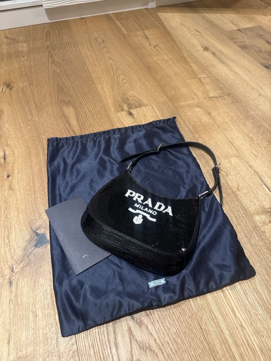 Prada Borse da donna: 100% ORIGINAL PRADA CLEO BAG SEQUIN – Usato da Küssnacht am Rigi venduto da Grittibaenz 1