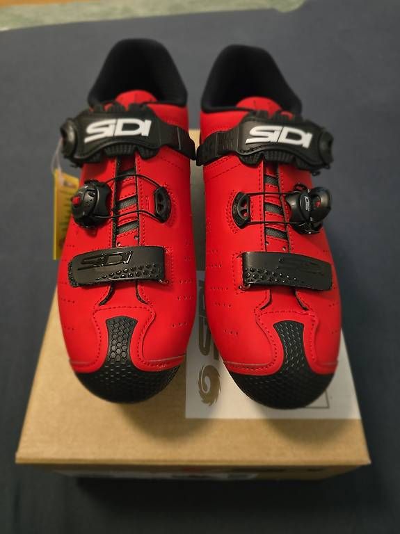 Scarpe da uomo: Neue Sidi Carbon Veloschuhe – Usato da Moosseedorf venduto da mag_k9m5