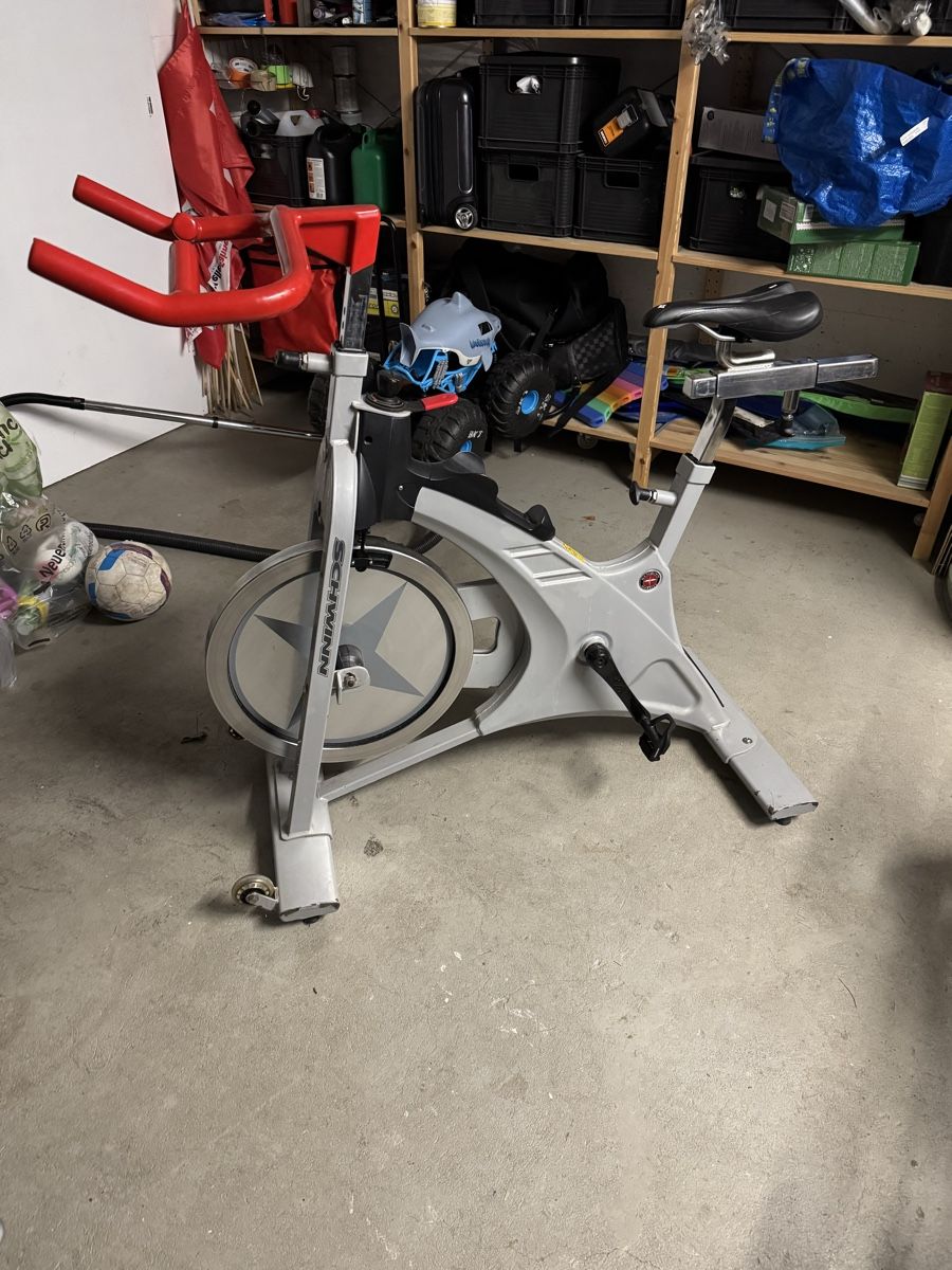 Schwinn Hometrainer: Schwinn Indoor Cycle Velo, Spinning – Usato da Solothurn venduto da Jaess 4