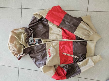 Giacca Nikita colorata, taglia M, ideale per la primavera