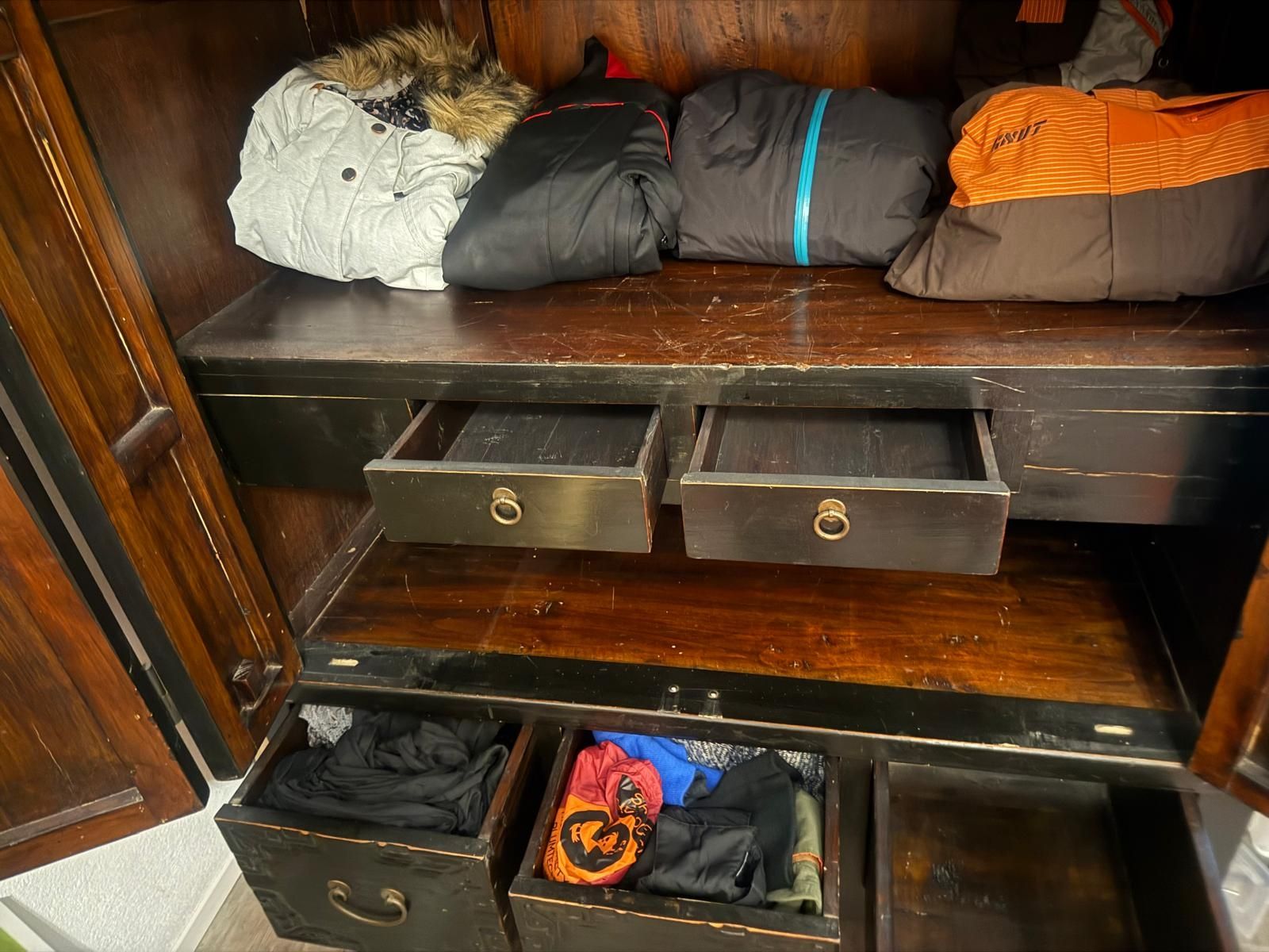 Armadi: Asiatischer Schrank – Usato da Bitsch venduto da fra_v2ct 3