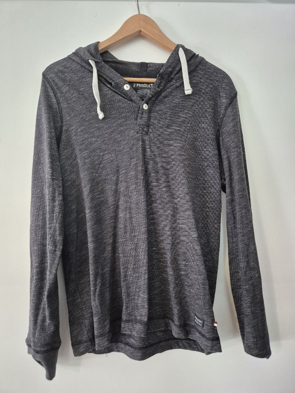 Maglioni & Felpe: Dünner Kapuzenpullover - S – Usato da Stilli venduto da fiona_pfister