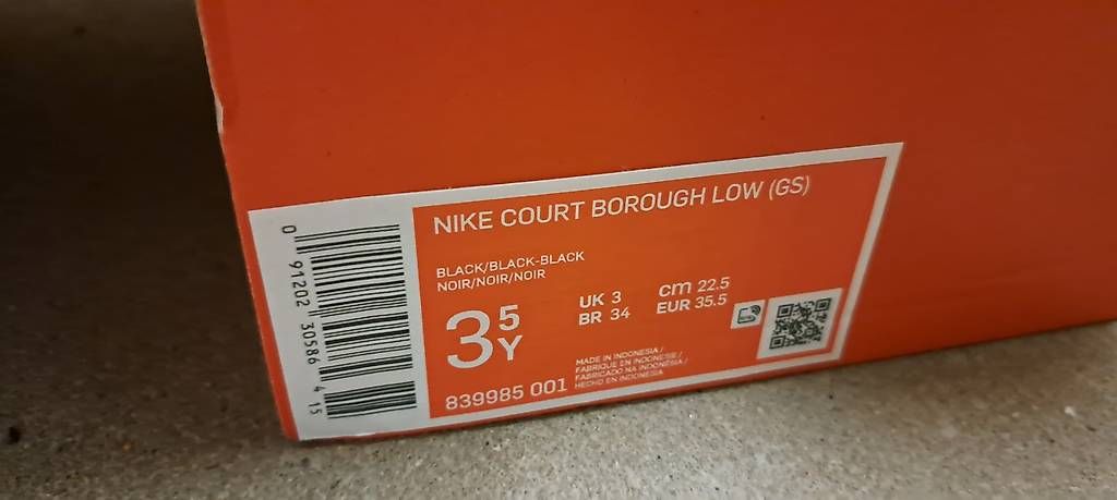 Scarpe per ragazzi: Nike Schuhe Gr. 35.5, schwarz – Usato da Oetwil a.d. Limmat venduto da Stupsi1234 1