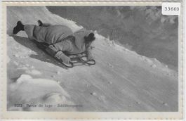Partie de luge - Schlittenpartie - Junge Frau