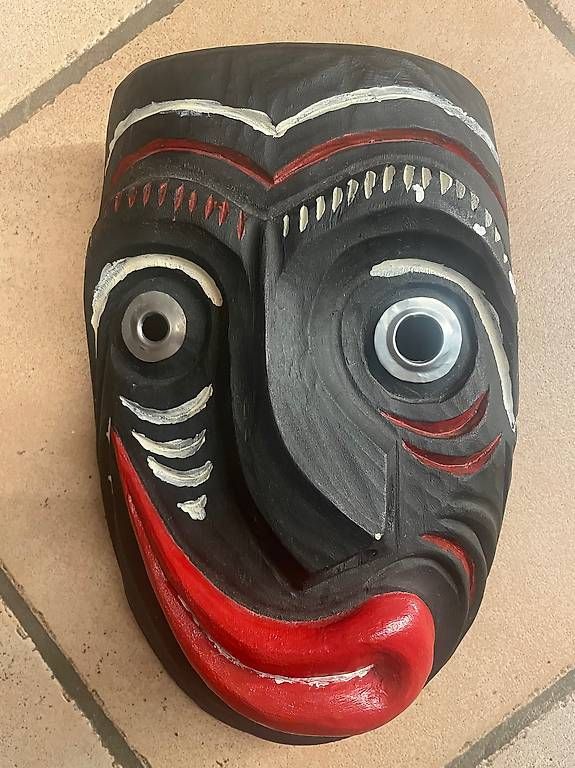 Masques: Masque iroquois – D'occasion à Orny par man_r5s9