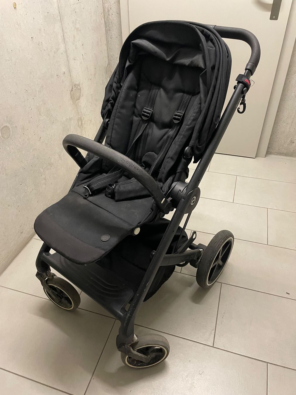 Cybex Carrozzine: Poussette Cybex + siège auto + landau – Usato da Nyon venduto da alb_69bz