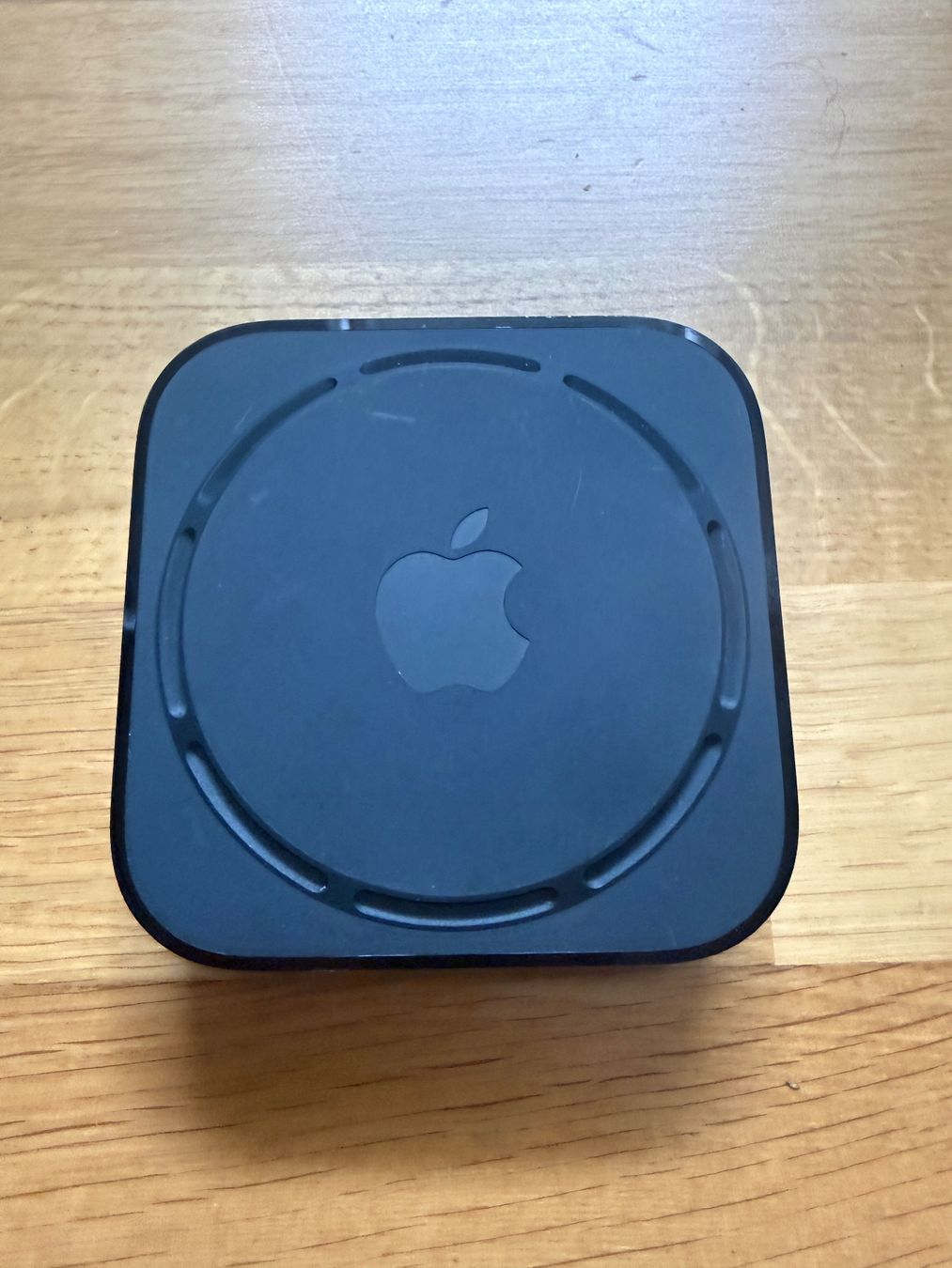 Apple Lettore multimediale & Streamer: Apple TV 4K (1. Generation, Modell A1842) – Usato da Hunzenschwil venduto da MichaelBanger0 1