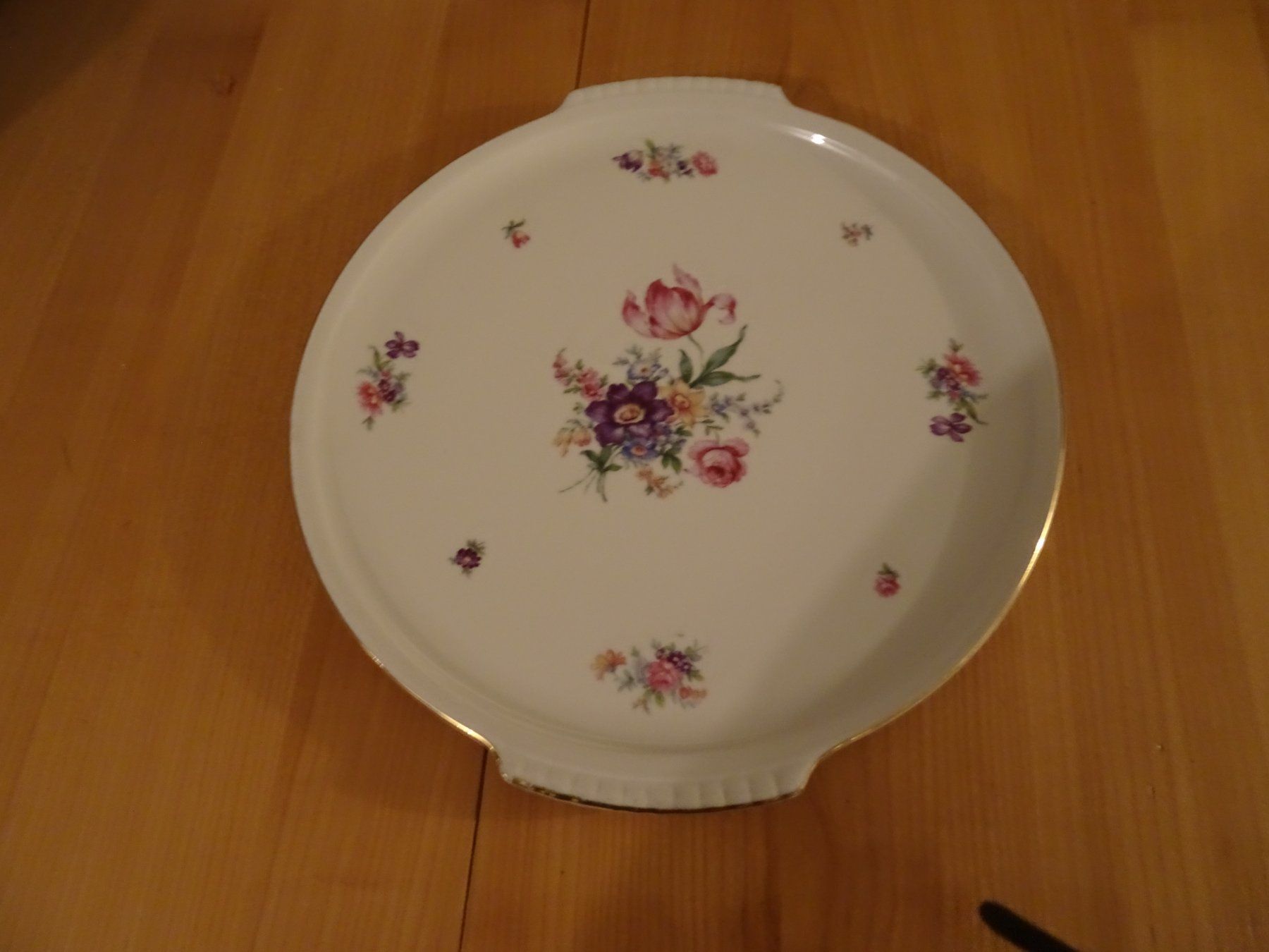 Servierplatten: Langenthal Platte mit Blumendekor, Vintage Durchmesser 30cm – Gebraucht aus Zürich von Roulet