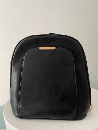 Damen / Rucksack  schwarz neuwertig
