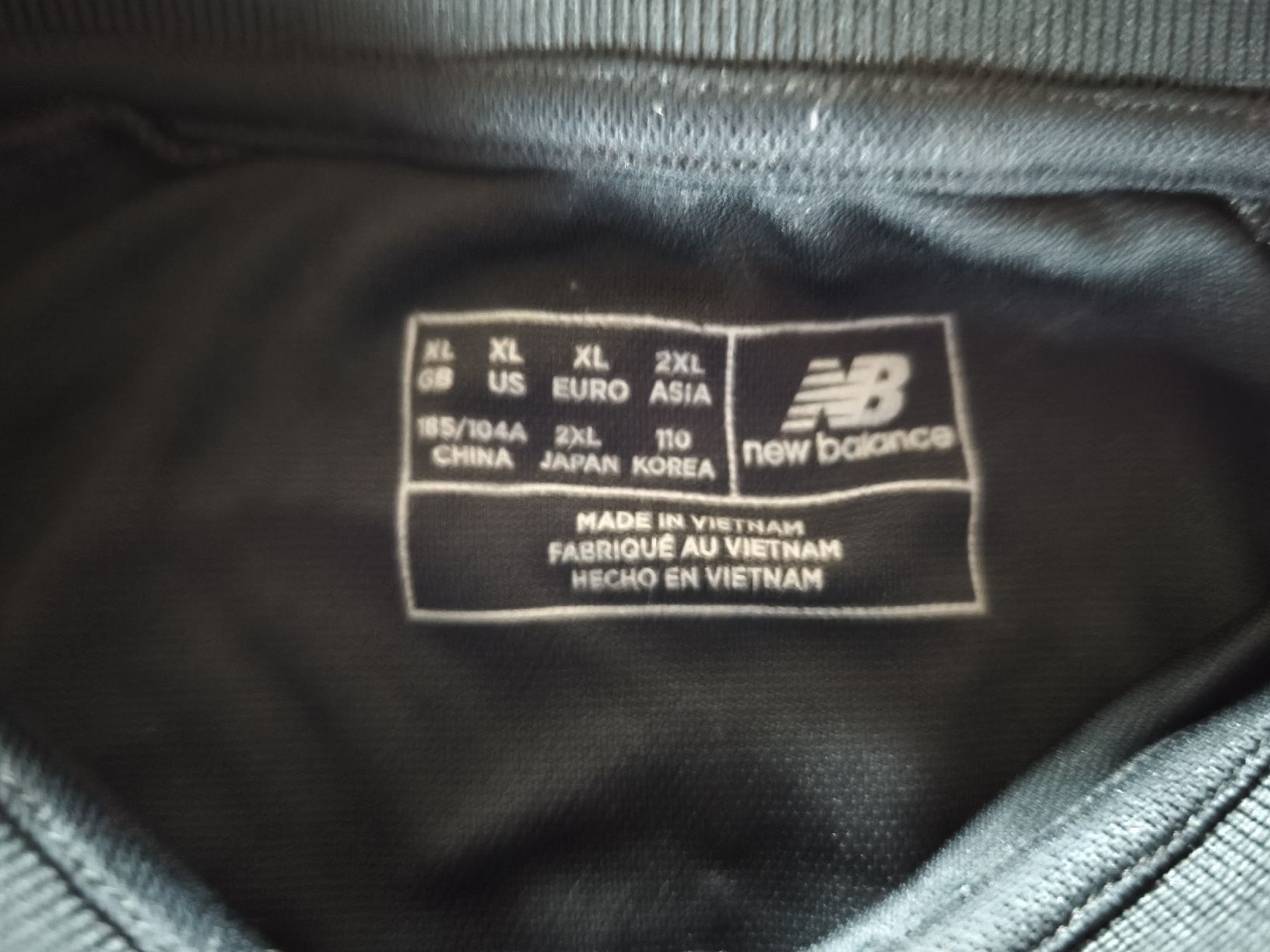 New Balance Leibchen & Hosen: HC Davos Funktionsshirt XL – Gebraucht aus Altishausen von PS1992 1