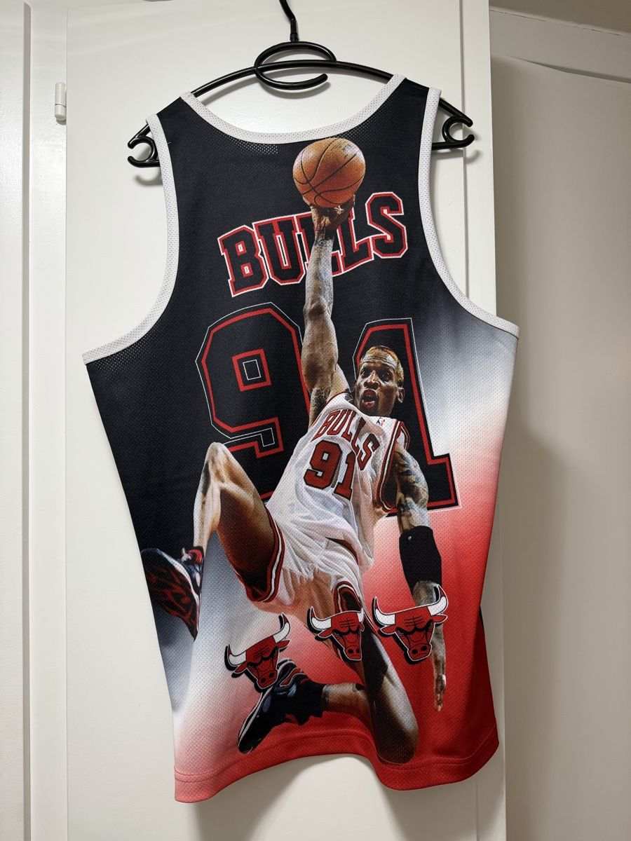 Mitchell & Ness Leibchen & Hosen: Chicago Bulls Dennis Rodman Mitchell & Ness Jersey – Gebraucht aus Zürich von ya66in 1