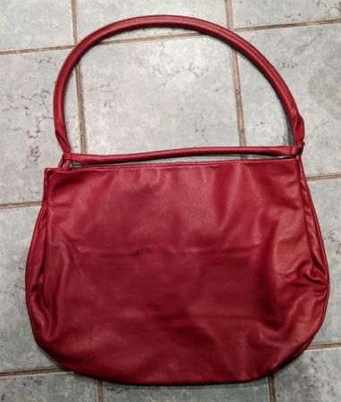 MARGIELA : Grand sac en cuir rouge foncé