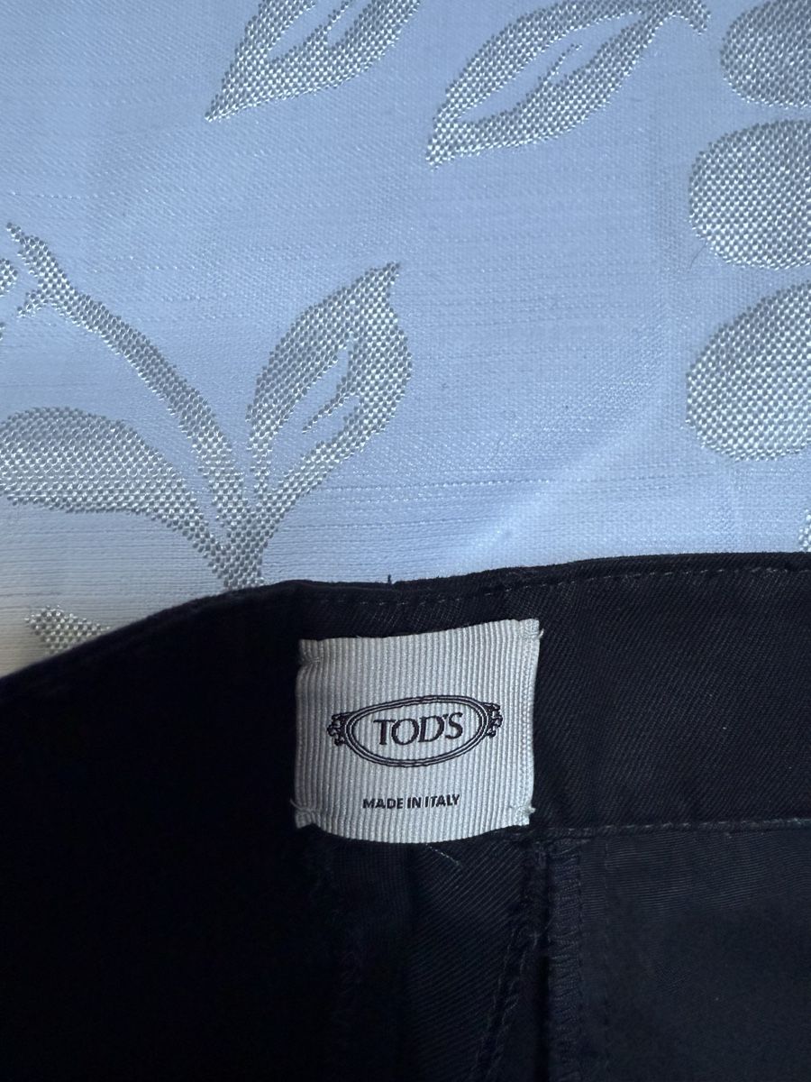 Pantaloni: Tod’s Bermuda S – Usato da Barna venduto da orbuyorcry 5