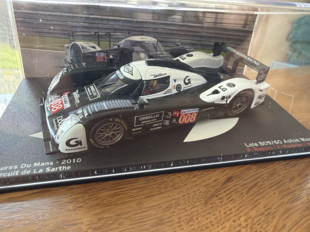 Aston Martin Modellautos: Lola B09/60 Aston Martin - Le Mans 2010 - Neuve – Neu und originalverpackt aus La Chaux-de-Fonds von JeanLeHerisson 2
