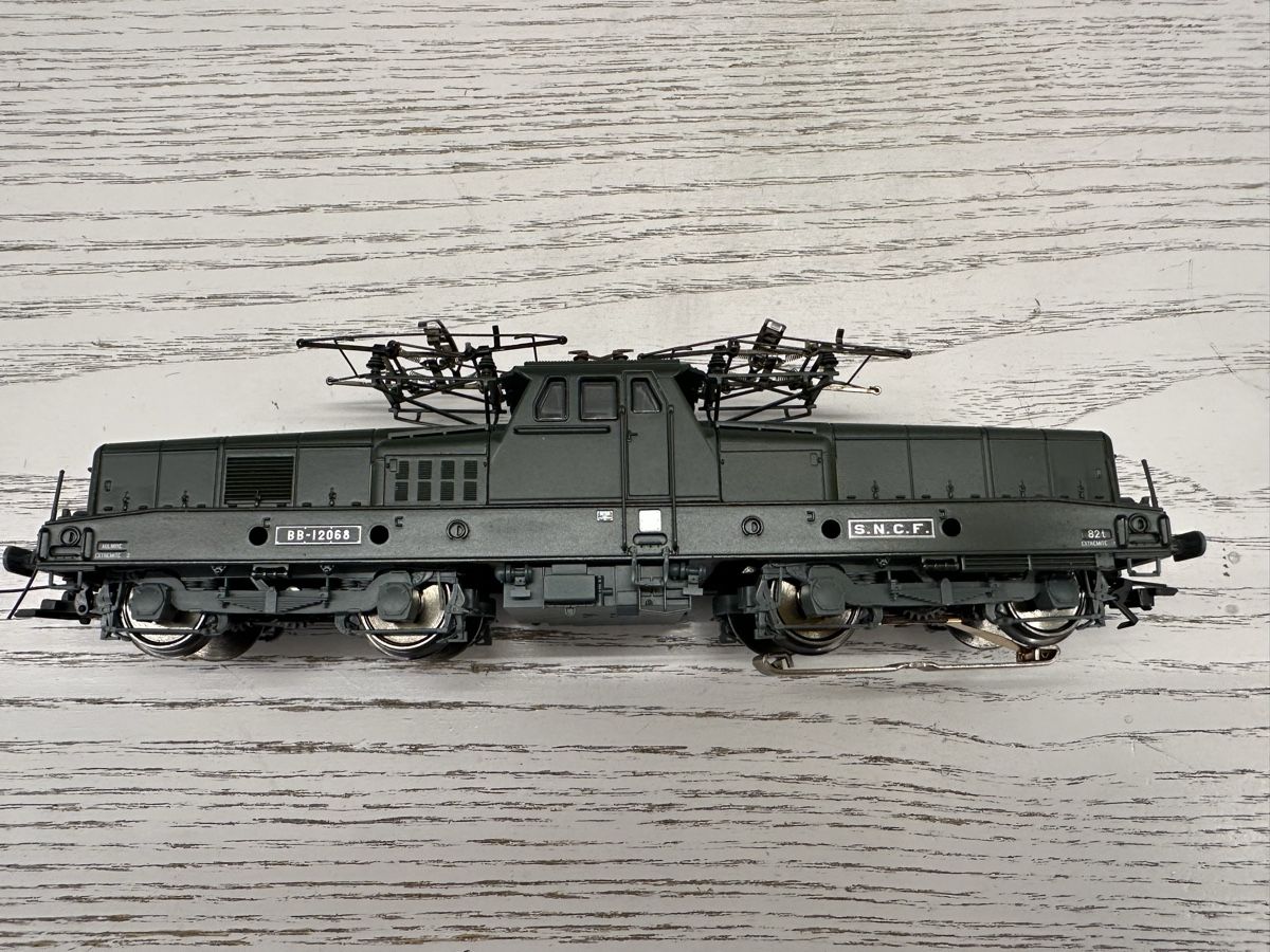 Märklin Modellini di ferrovie: Märklin 37330 SNCF BB 12000 digital – Usato da Lupsingen venduto da New-Haven 3