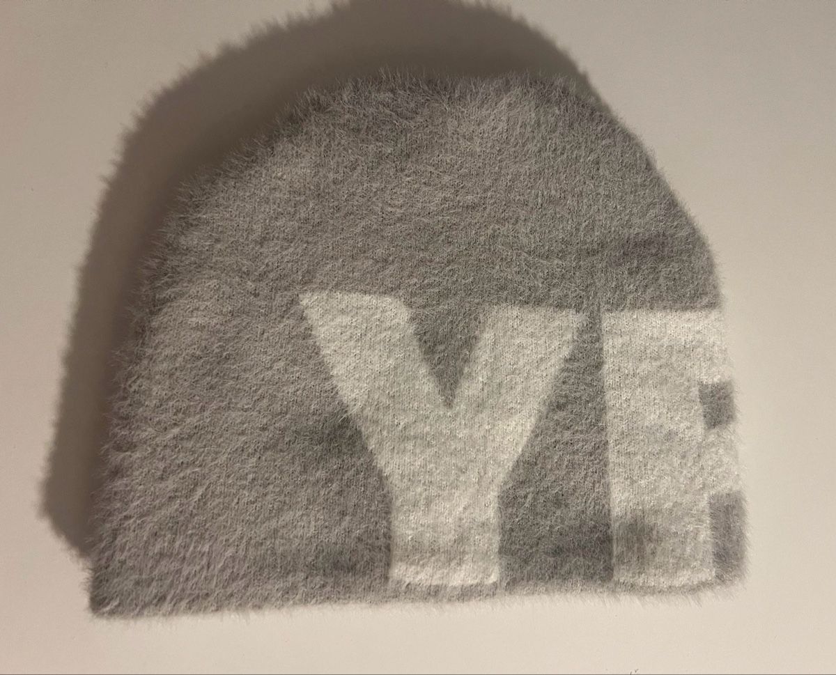 Hüte, Mützen & Caps: Grey Beanie – Neu (gemäss Beschreibung) aus Küttigen von Hedimia