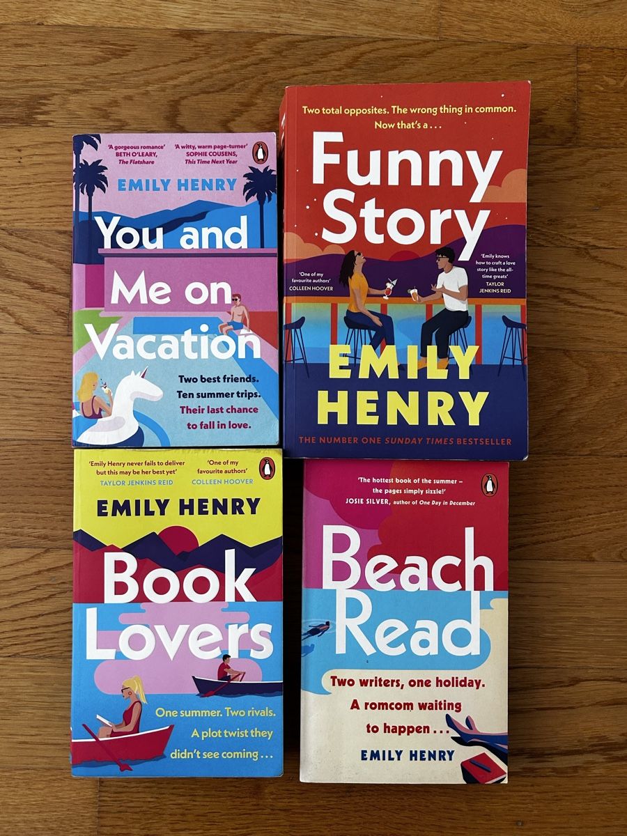 Livres: Emily Henry Bücher Collection – D'occasion à Wangen b. Olten par Eyluelgoek