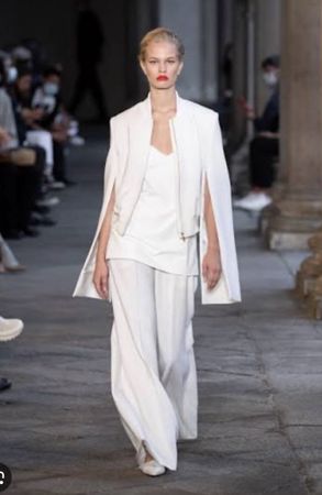 Runway Max Mara (Intrend) White Bomber Jacket Sleeve S/M