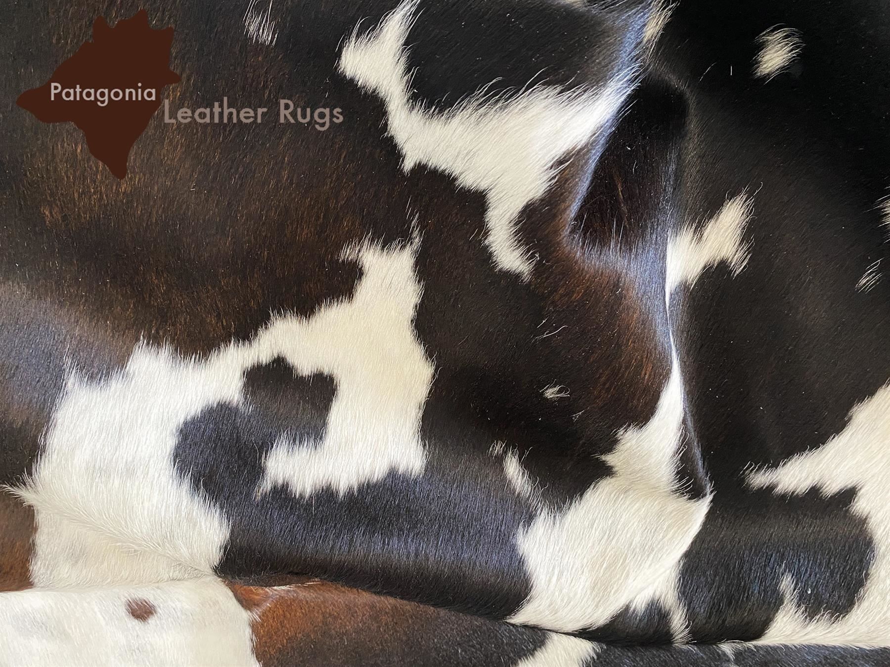 Teppiche: echtes Kuhfell Teppich exotic tricolor – Neu und originalverpackt aus Arbedo von patagonialeatherrugs 1