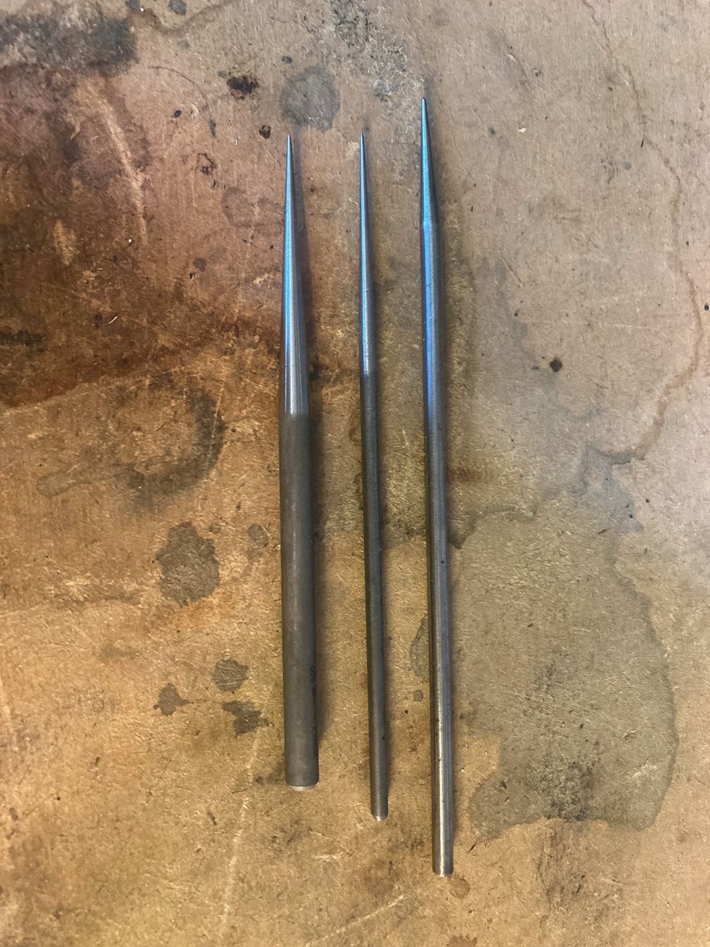 Alle Werkzeuge: GRAVUR STICHSPITZE F.DICK NICKEL? – Gebraucht aus Bottmingen von Surubi